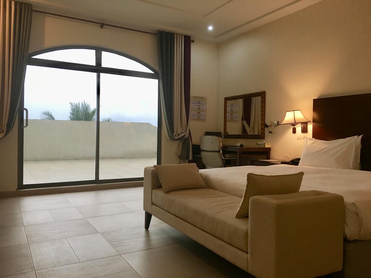 Hotel Sancta Maria โลเม ภายนอก รูปภาพ