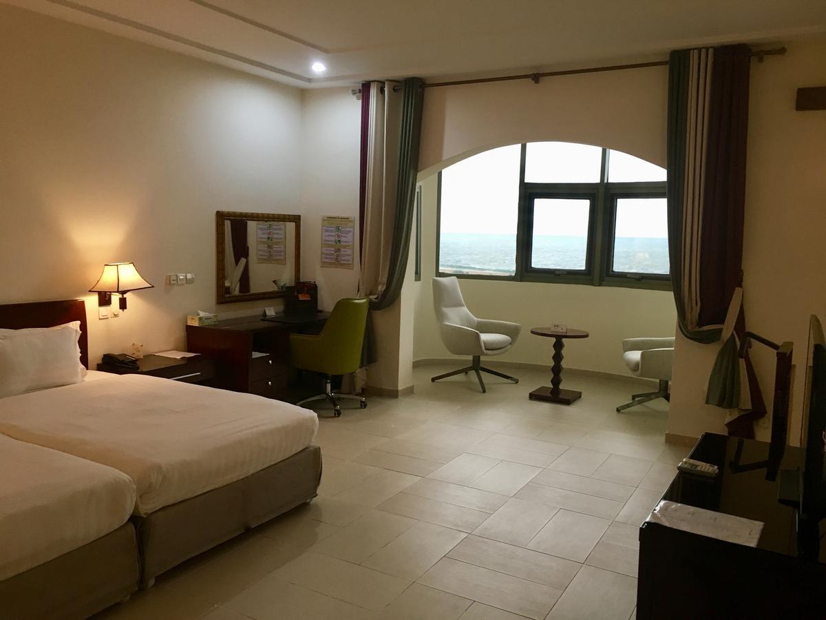 Hotel Sancta Maria โลเม ภายนอก รูปภาพ